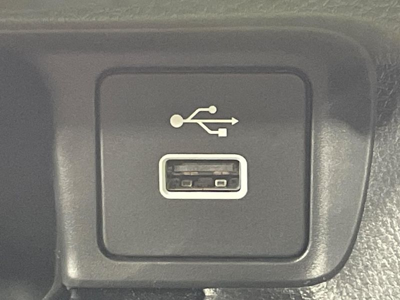2025 Honda Vezel 6AA-RV5 (UW-6aab5b53bab03)[21]