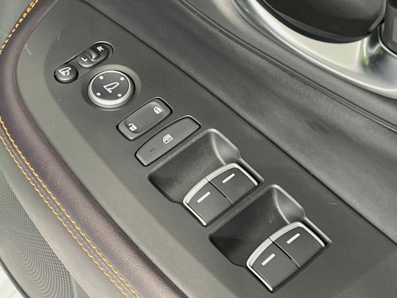 2023 Honda ZR-V 6AA-RZ4 (UW-6aab5b57e30eb)[26]