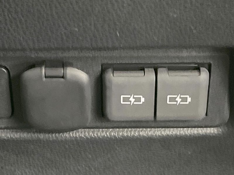 2024 Toyota Land Cruiser 250 3BA-TRJ250W (UW-6aab5b84a5cd7)[24]