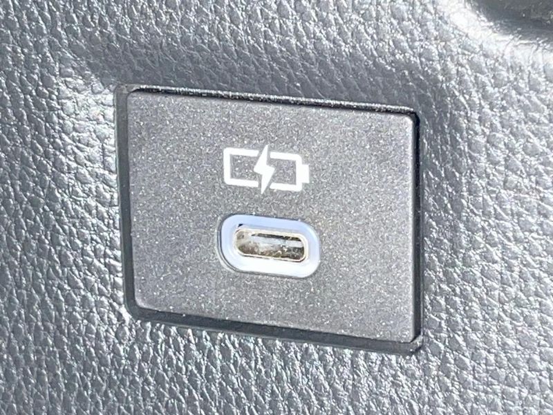 2024 Toyota Land Cruiser 250 3BA-TRJ250W (UW-6aab5b84a5cd7)[19]
