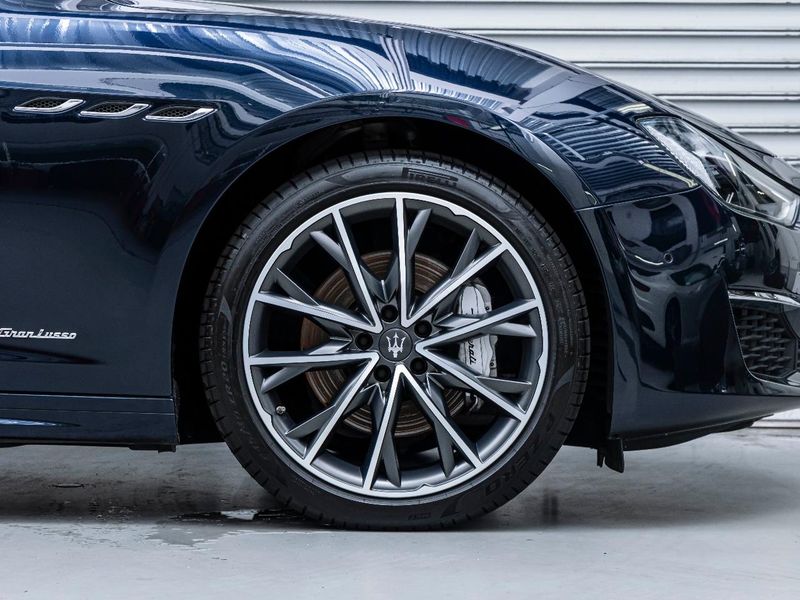 2020 Maserati Ghibli ABA-MG30C (UW-6aab5bb61ff73)[21]