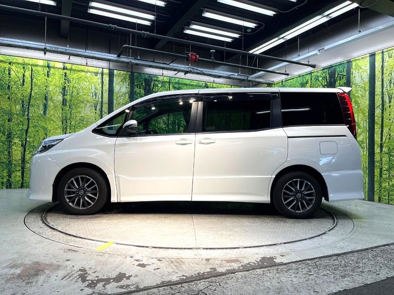2014 Toyota Noah DBA-ZRR80W (UW-6aab5bc237978)[19]