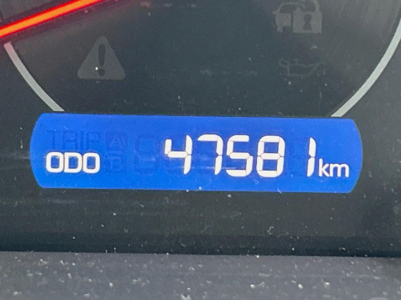 2020 Toyota Voxy DBA-ZRR80W (UW-6aab5bcec4ffc)[2]