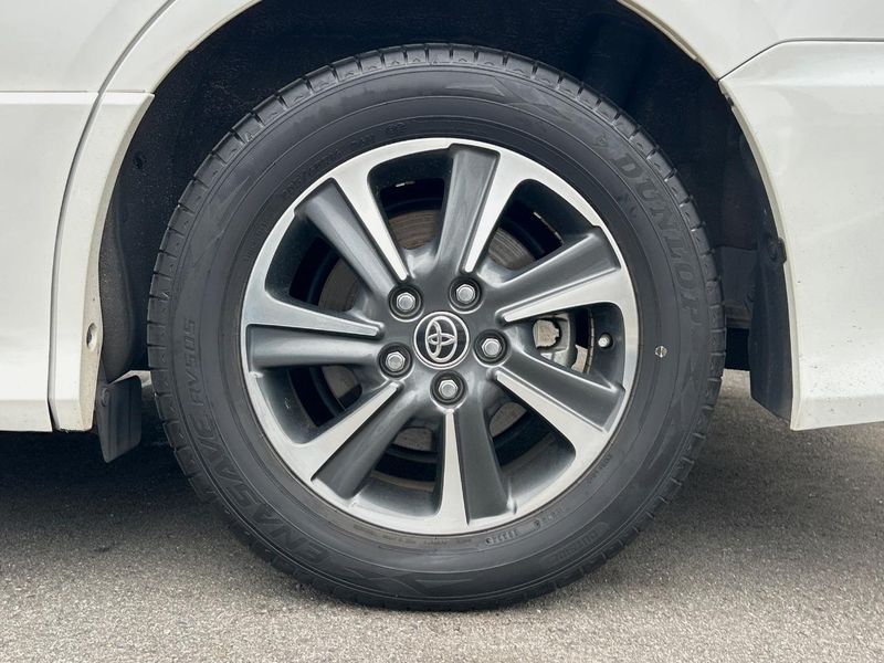 2020 Toyota Voxy DBA-ZRR80W (UW-6aab5bcec4ffc)[14]