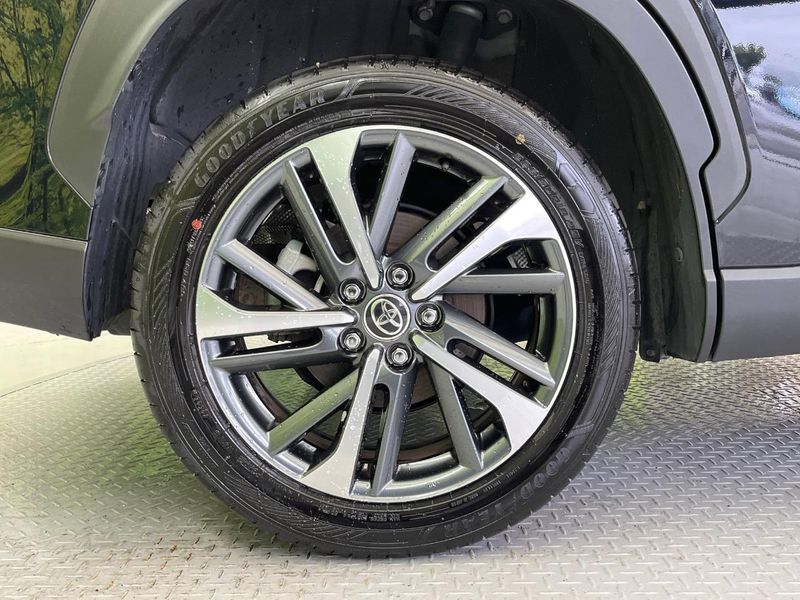 2023 Toyota Corolla Cross 6AA-ZVG11 (UW-6aab5bda0466c)[17]
