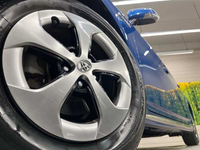 2014 Toyota Prius DAA-ZVW30 (UW-6aab5be5cdd73)[14]