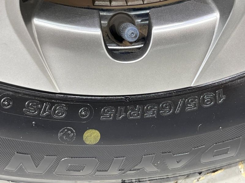 2014 Toyota Prius DAA-ZVW30 (UW-6aab5be5cdd73)[6]