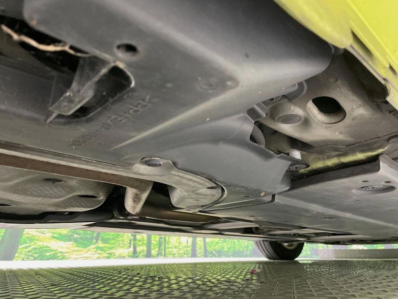 2016 Toyota Prius DAA-ZVW50 (UW-6aab5bef006da)[23]
