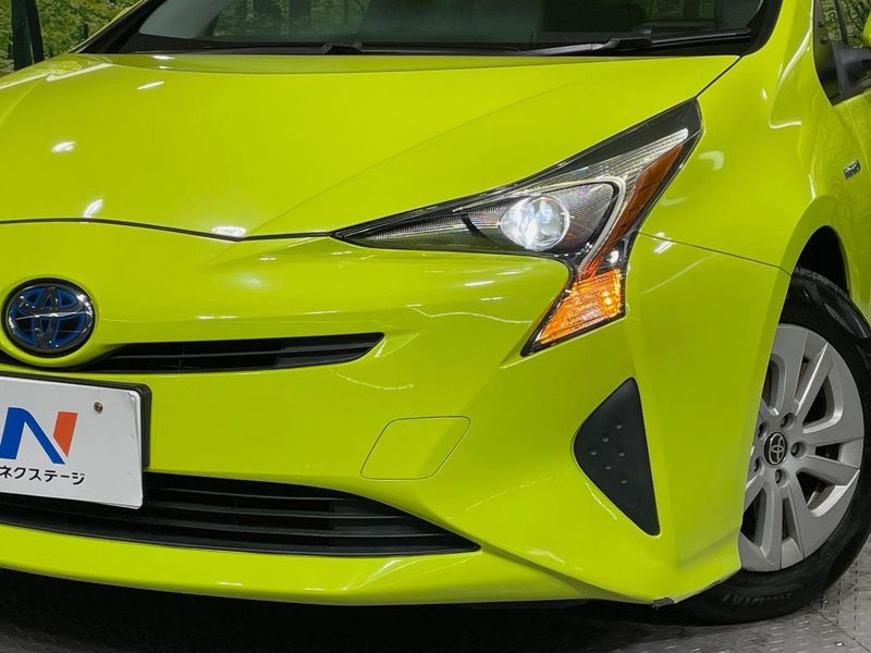 2016 Toyota Prius DAA-ZVW50 (UW-6aab5bef006da)[11]