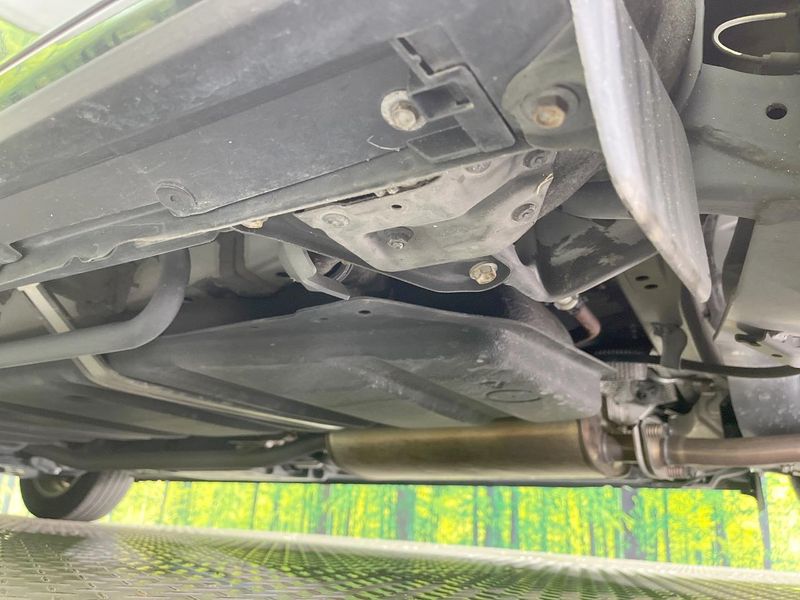 2020 Toyota Esquire 6AA-ZWR80G (UW-6aab5c03af9ab)[26]