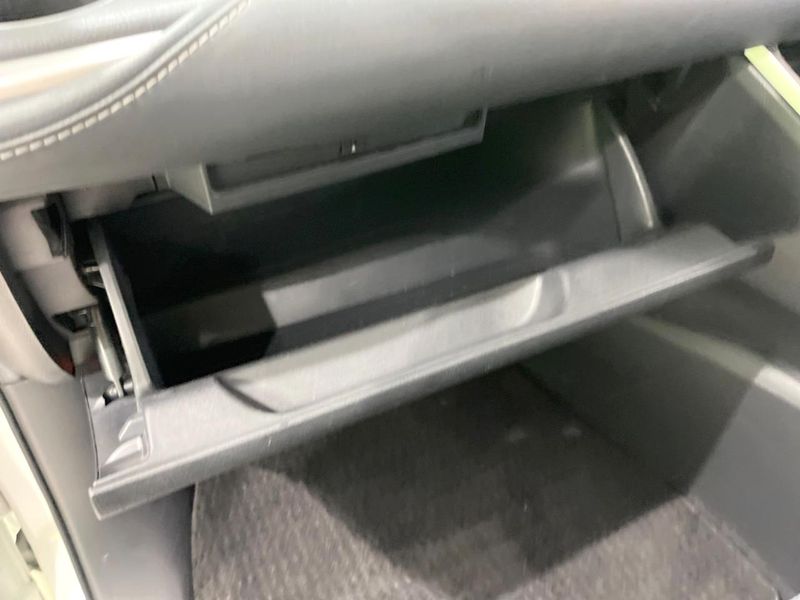 2023 Toyota Noah 6AA-ZWR90W (UW-6aab5c0776d66)[4]