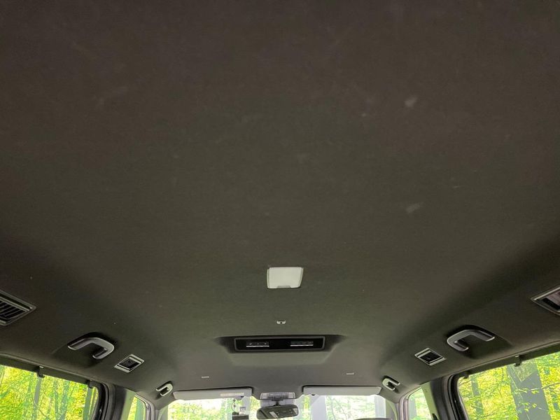 2024 Toyota Voxy 6AA-ZWR90W (UW-6aab5c0eecf9c)[28]