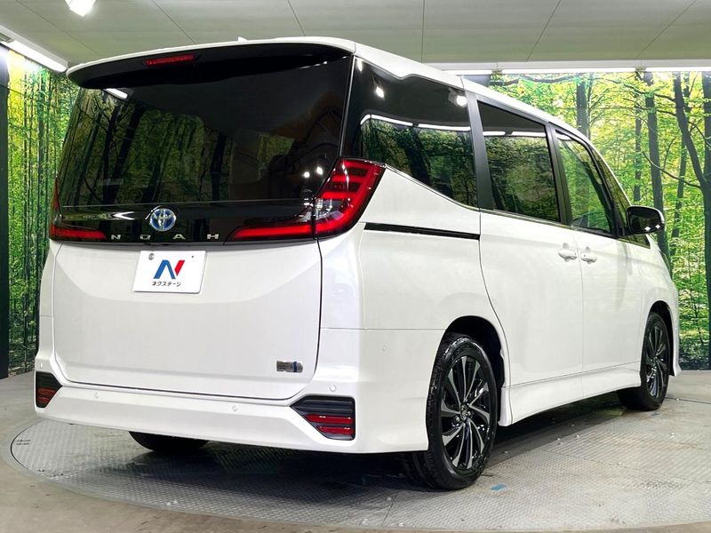 2025 Toyota Noah 6AA-ZWR90W (UW-6aab5c10d8717)[18]