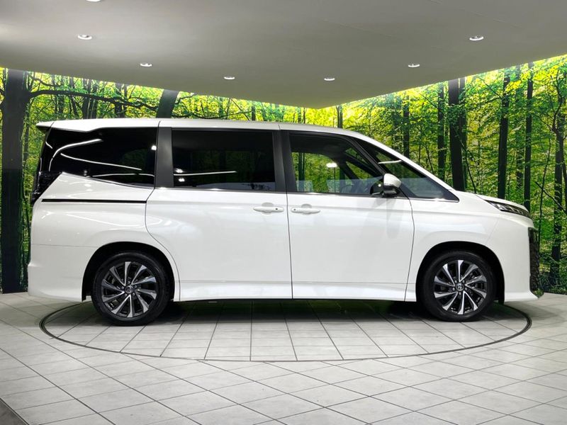 2025 Toyota Voxy 6AA-ZWR90W (UW-6aab5c142a4b0)[22]