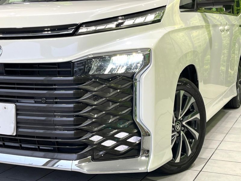 2025 Toyota Voxy 6AA-ZWR90W (UW-6aab5c142a4b0)[12]