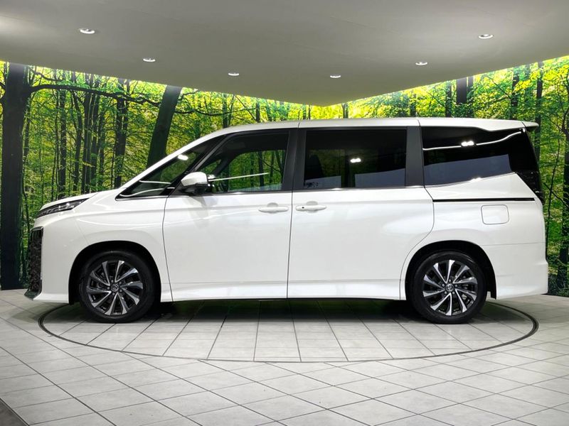 2025 Toyota Voxy 6AA-ZWR90W (UW-6aab5c142a4b0)[26]