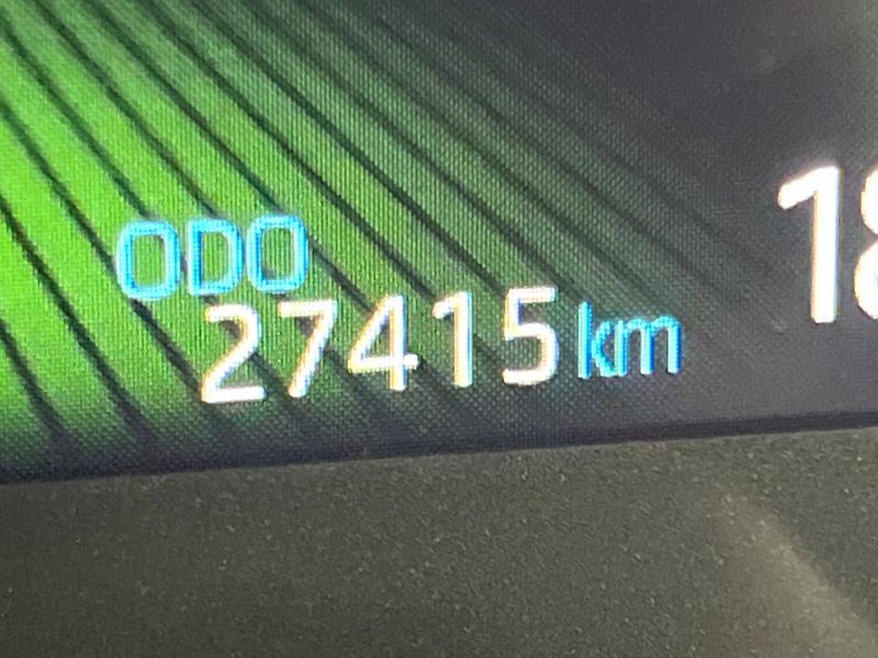 2025 Toyota Voxy 6AA-ZWR90W (UW-6aab5c142a4b0)[2]
