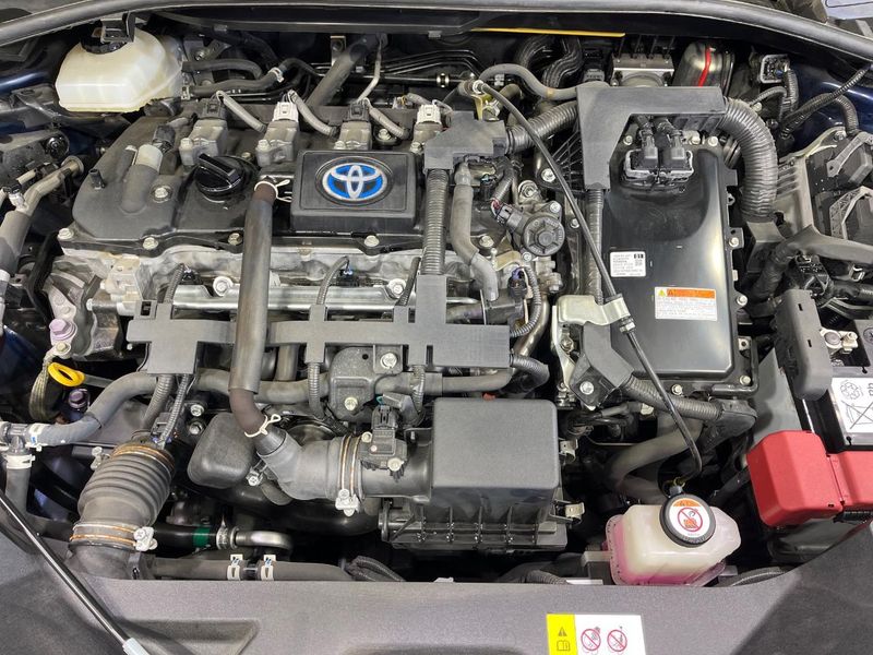 2021 Toyota C-HR 6AA-ZYX11 (UW-6aab5c1bf1f45)[4]