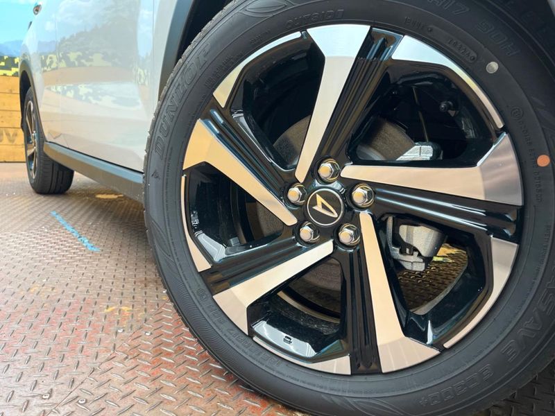 2026 Daihatsu Rocky 5AA-A202S (UW-6aacaa10ed476)[20]