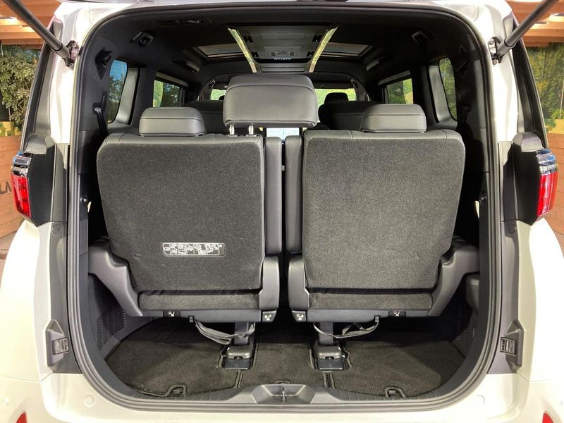 2025 Toyota Alphard Hybrid 6AA-AAHH40W (UW-6aacaa1c08bcb)[29]