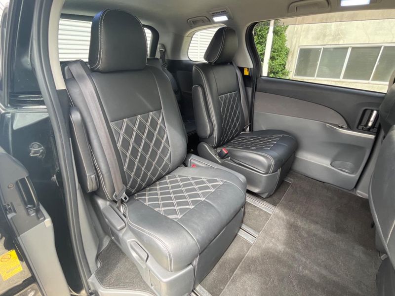 2012 Toyota Estima DBA-ACR50W (UW-6aacaa267afbd)[15]