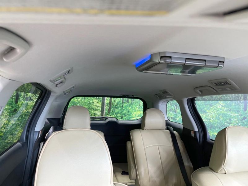 2015 Toyota Estima DBA-ACR50W (UW-6aacaa274dc1d)[5]