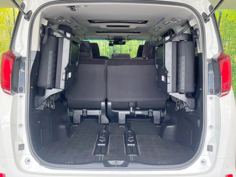 2020 Toyota Alphard 3BA-AGH30W (UW-6aacaa34ba46b)[4]