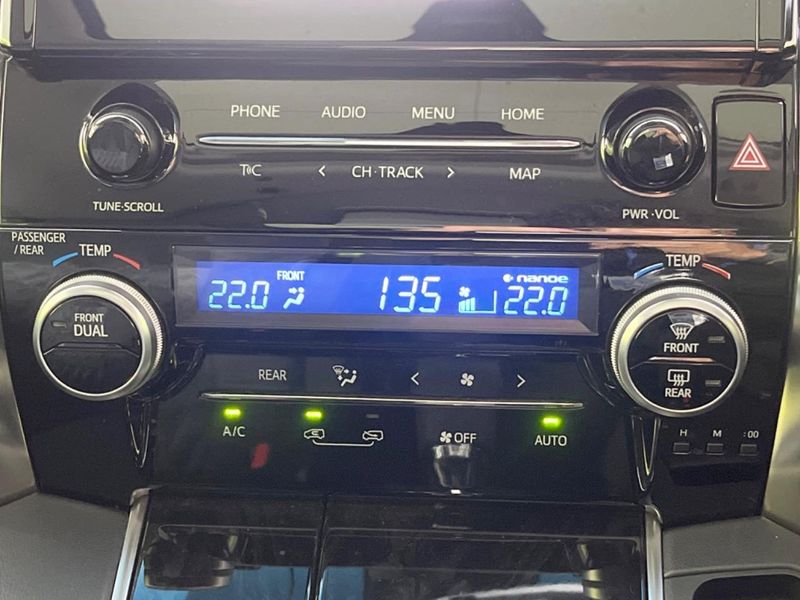2020 Toyota Alphard 3BA-AGH30W (UW-6aacaa34ba46b)[19]