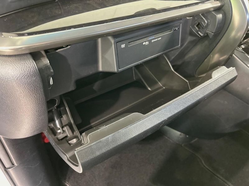2021 Toyota Alphard 3BA-AGH30W (UW-6aacaa3ec6512)[29]