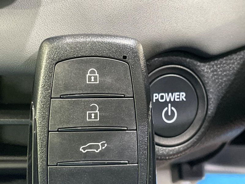 2026 Toyota RAV4 6AA-AXAN64 (UW-6aacaa5fcde2a)[5]