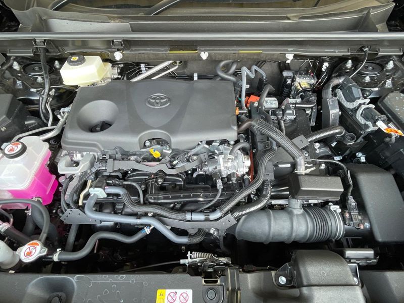 2026 Toyota RAV4 6AA-AXAN64 (UW-6aacaa5fcde2a)[4]