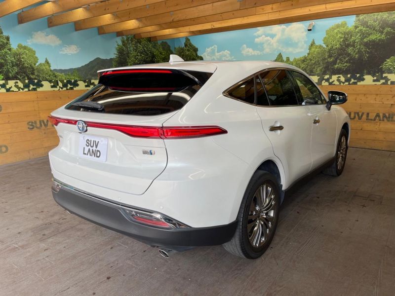 2023 Toyota Harrier Hybrid 6AA-AXUH80 (UW-6aacaa69c7511)[27]