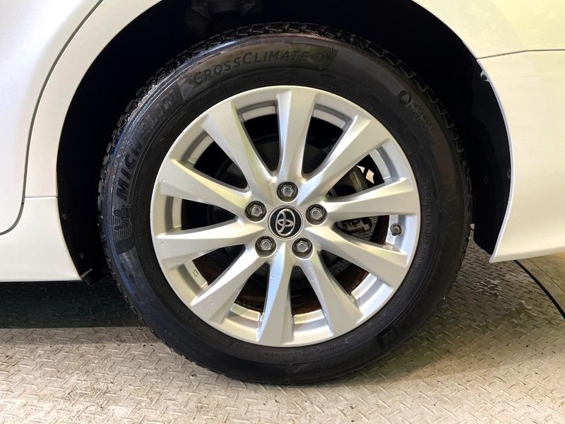 2017 Toyota Camry DAA-AXVH70 (UW-6aacaa728f1f0)[21]