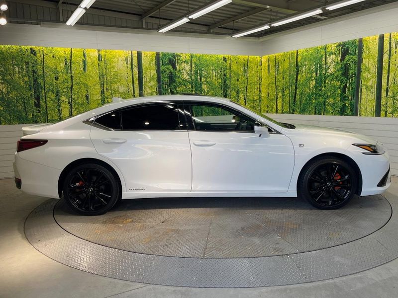 2021 Lexus ES 6AA-AXZH11 (UW-6aacaa75a6879)[27]