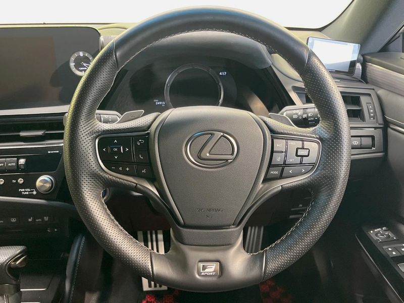 2021 Lexus ES 6AA-AXZH11 (UW-6aacaa75a6879)[24]