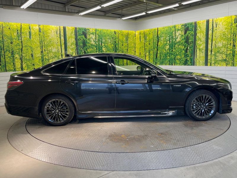 2020 Toyota Crown Hybrid 6AA-AZSH20 (UW-6aacaa7e1d846)[25]
