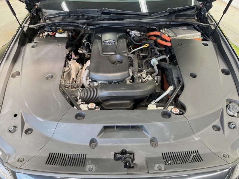 2020 Toyota Crown Hybrid 6AA-AZSH20 (UW-6aacaa7e1d846)[0]