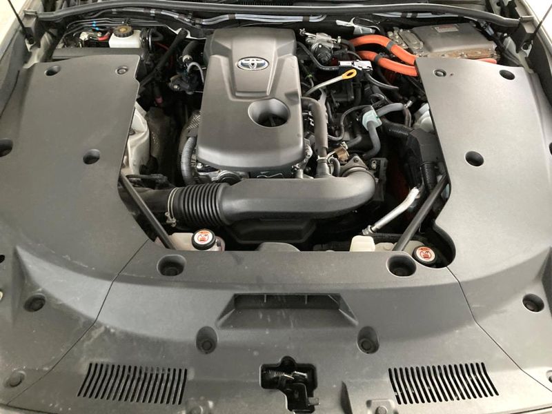 2020 Toyota Crown Hybrid 6AA-AZSH20 (UW-6aacaa7f25438)[5]