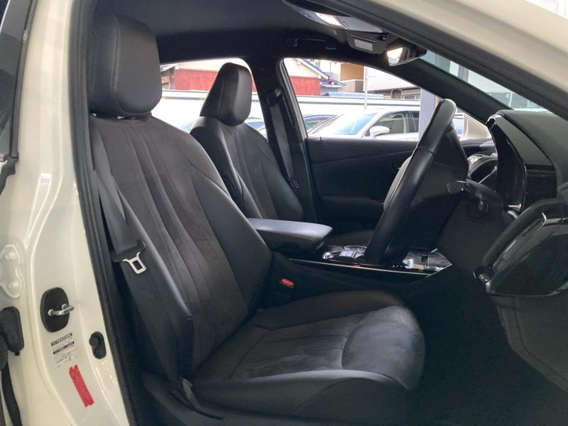 2020 Toyota Crown Hybrid 6AA-AZSH20 (UW-6aacaa7f25438)[26]