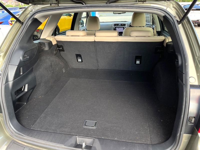 2017 Subaru Legacy Outback DBA-BS9 (UW-6aacaac779c10)[10]