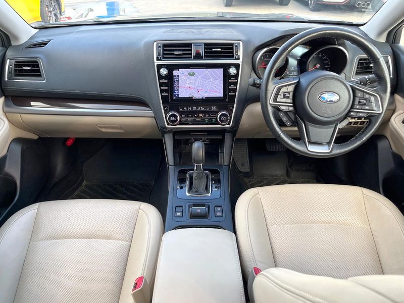 2017 Subaru Legacy Outback DBA-BS9 (UW-6aacaac779c10)[8]