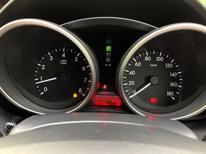 2011 Mazda Premacy DBA-CWEFW (UW-6aacaad327175)[18]