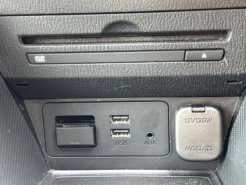 2014 Mazda Demio LDA-DJ5FS (UW-6aacaade96ff7)[26]