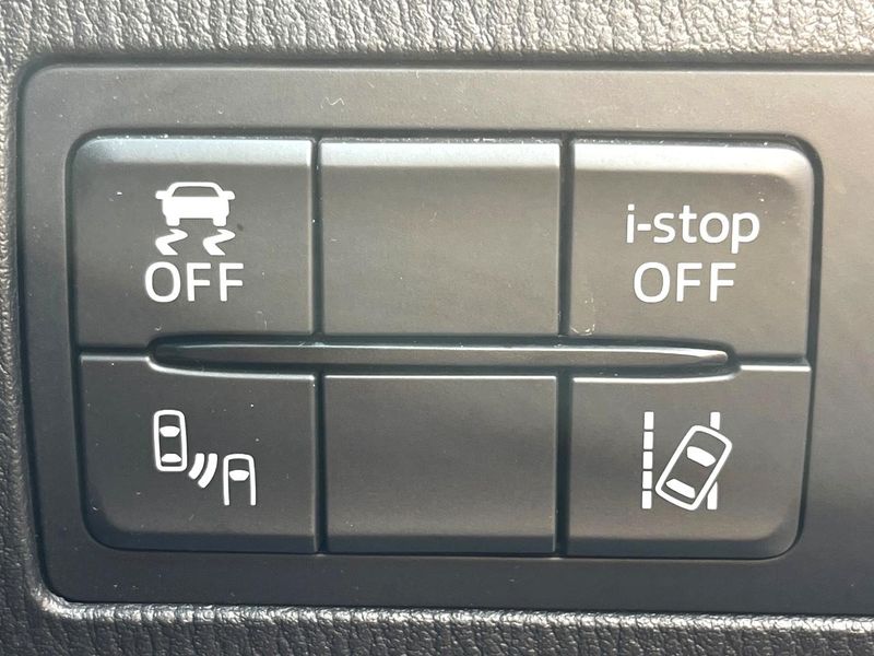 2014 Mazda Demio LDA-DJ5FS (UW-6aacaade96ff7)[16]
