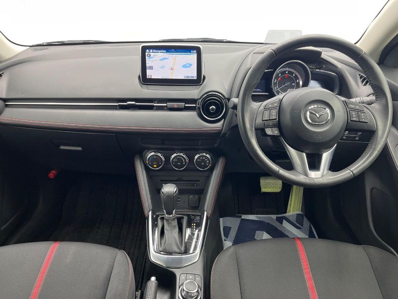 2015 Mazda Demio LDA-DJ5FS (UW-6aacaadeab900)[25]