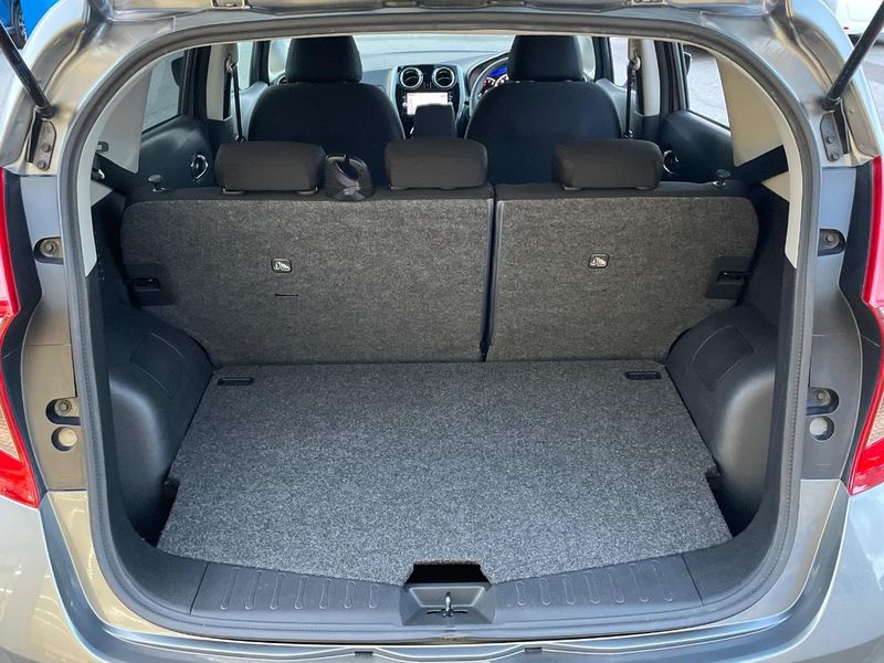 2016 Nissan Note DBA-E12 (UW-6aacaaf1555e8)[26]