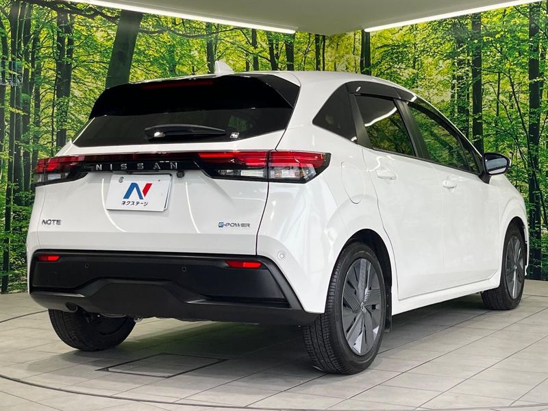 2022 Nissan Note 6AA-E13 (UW-6aacaaf60455b)[10]