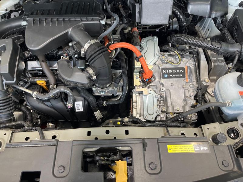 2022 Nissan Note 6AA-E13 (UW-6aacaaf60455b)[6]