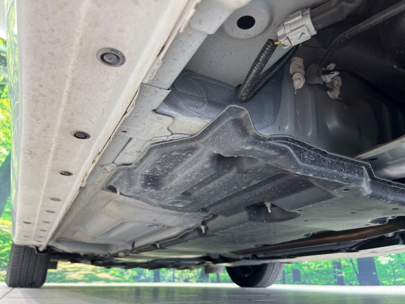 2022 Nissan Note 6AA-E13 (UW-6aacaaf60455b)[19]