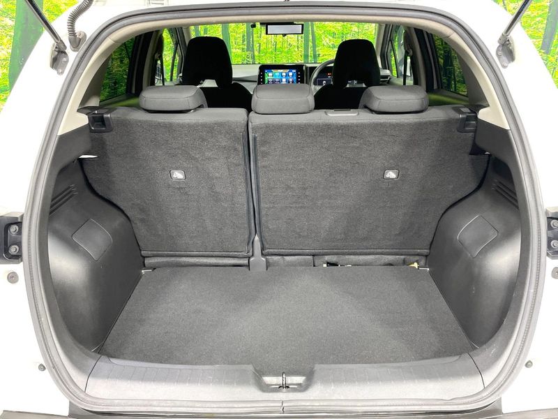2022 Nissan Note 6AA-E13 (UW-6aacaaf65fa21)[14]